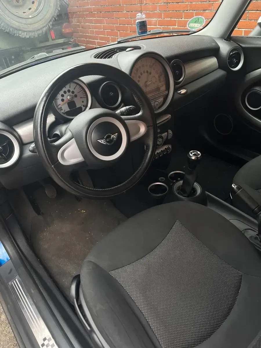 Gebraucht Mini Cooper 95 PS (69 kW) 2008 Blau Kleinwagen