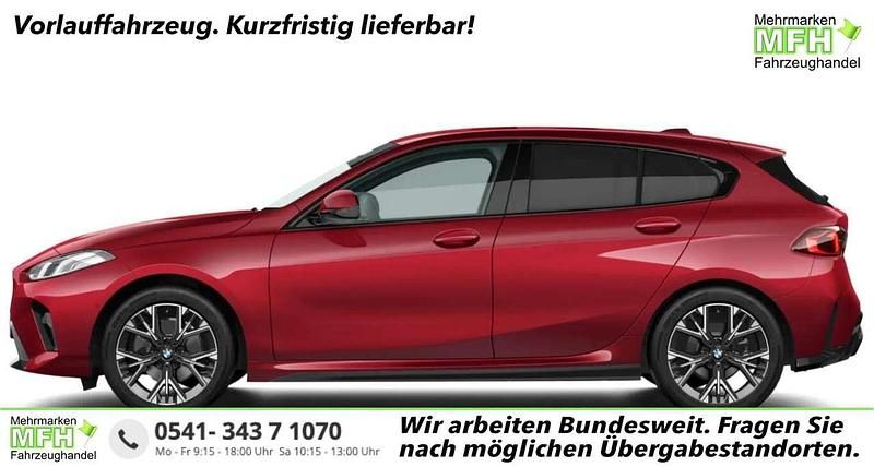 Fire red metallic Neu 2025 BMW 116 M Sport Kleinwagen | 33.597 € (Fairer Preis) - Bild 1/4
