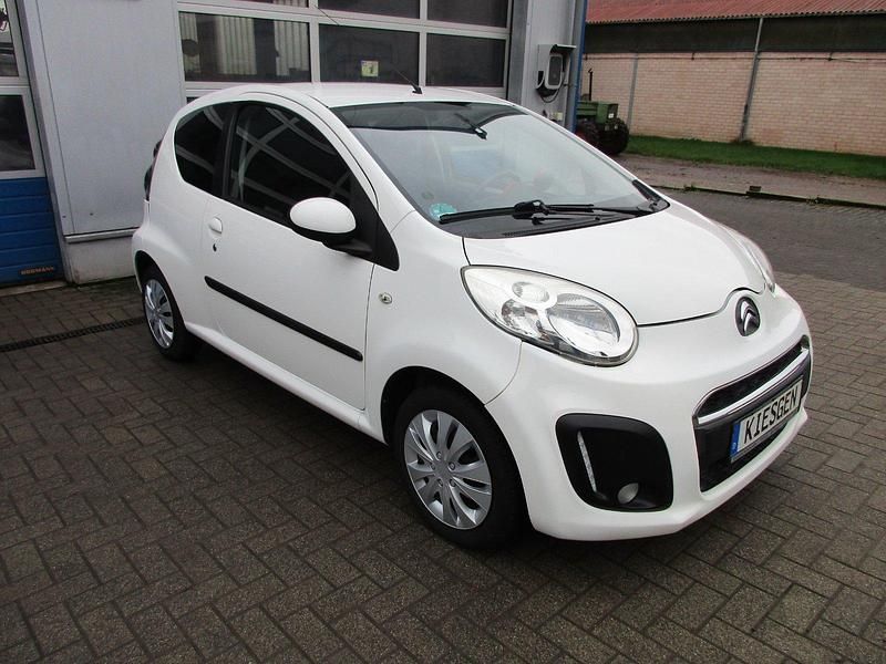Gebraucht Citroën C1 SELECTION 68 PS (50 kW) 2013 Weiß Kleinwagen