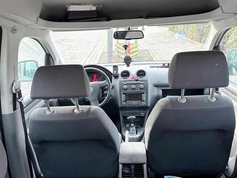 Gebraucht VW Caddy 77 PS (56 kW) 2010 Silber Van / Kleinbus