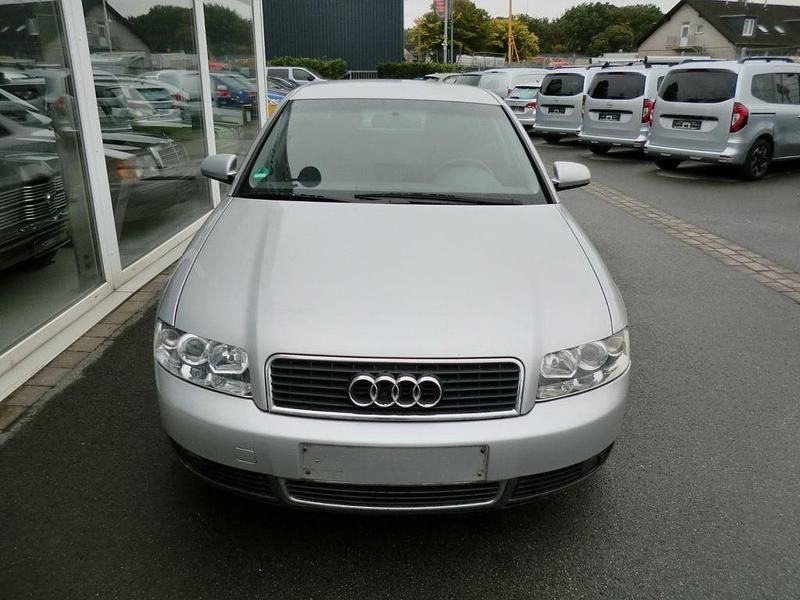 Gebraucht Audi A4 131 PS (96 kW) 2001 Grau Limousine