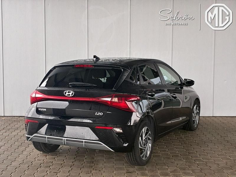 Gebraucht Hyundai i20 Comfort 101 PS (74 kW) 2025 Kleinwagen