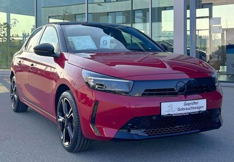 Gebraucht Opel Corsa 101 PS (74 kW) 2024 Kardio rot metallic Kleinwagen