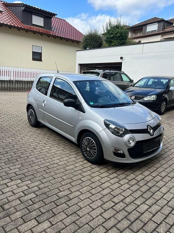 Silber Gebraucht 2012 Renault Twingo Kleinwagen | 4.000 € (Etwas zu teuer) - Bild 1/4