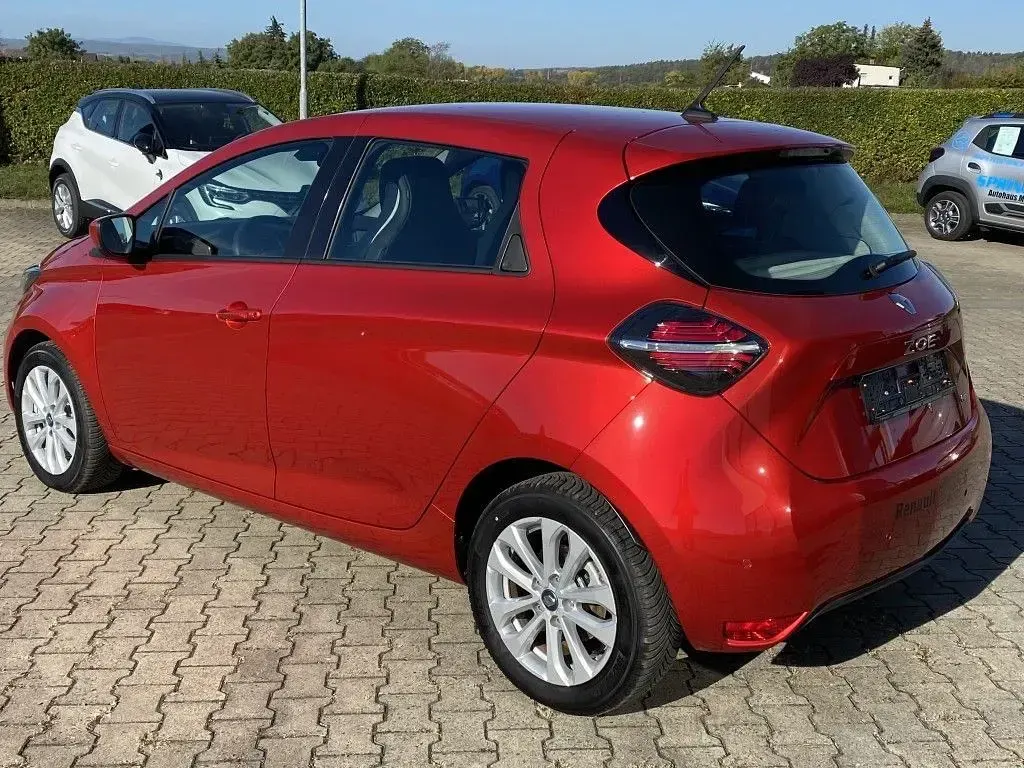 Gebraucht Renault Zoe Experience 80 kW (109 PS) 2021 Dezirrot metallic Kleinwagen