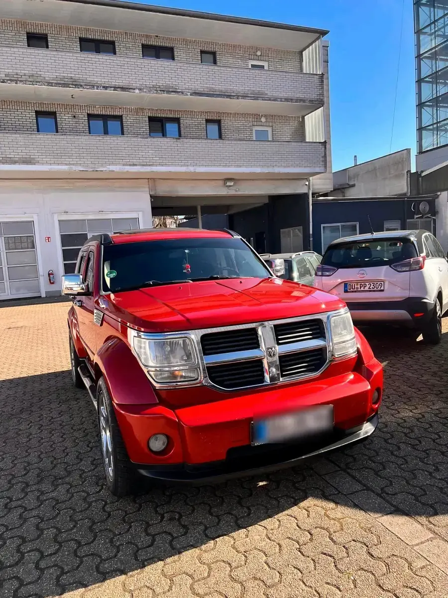 Gebraucht Dodge Nitro 177 PS (130 kW) 2007 Rot SUV