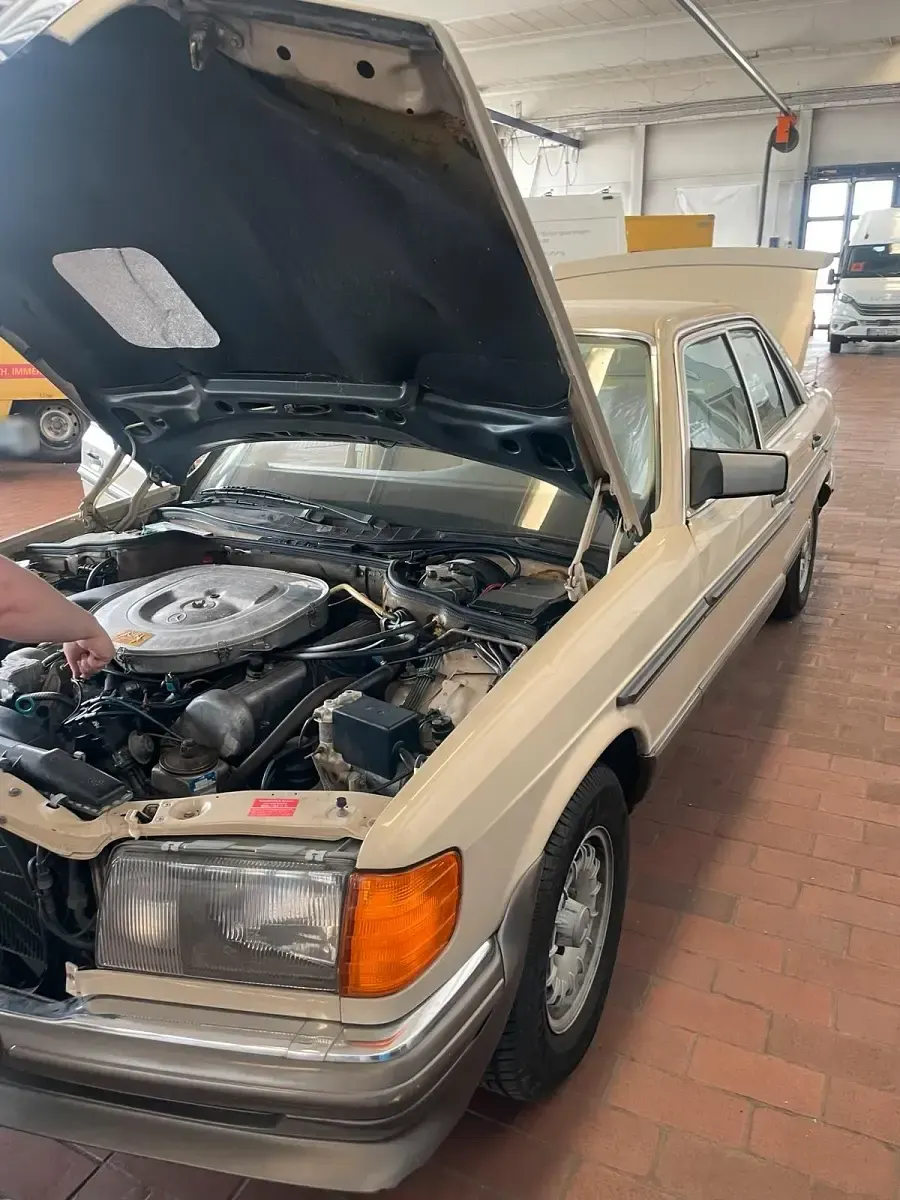 Gebraucht Mercedes 500 1983 Beige Limousine
