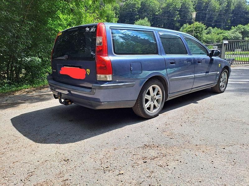 Gebraucht Volvo V70 Comfort 200 PS (147 kW) 2002 Blau Kombi