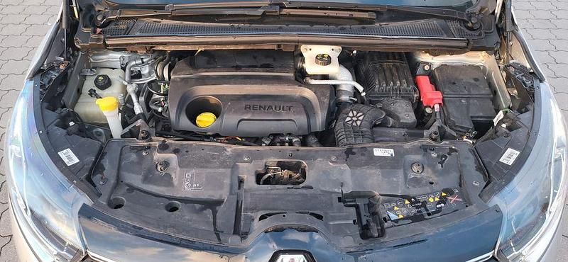 Gebraucht Renault Espace 200 PS (147 kW) 2019 Silber Van / Kleinbus