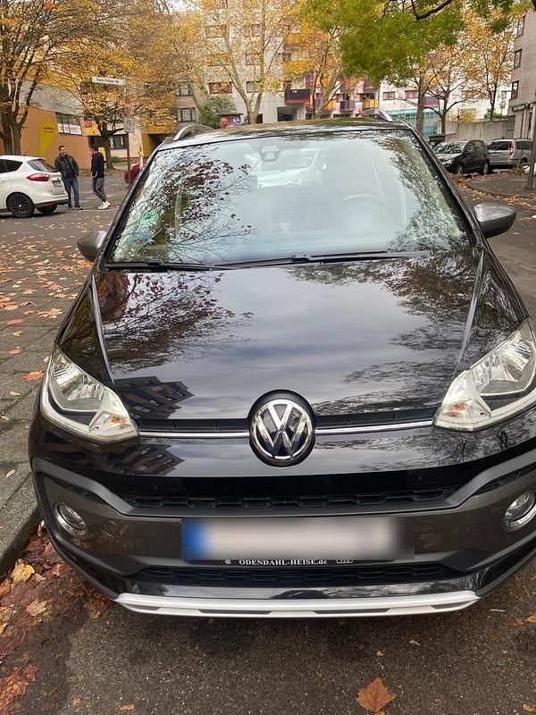 Schwarz Gebraucht 2018 VW cross up! Kleinwagen | 9.500 € (Fairer Preis) - Bild 1/4