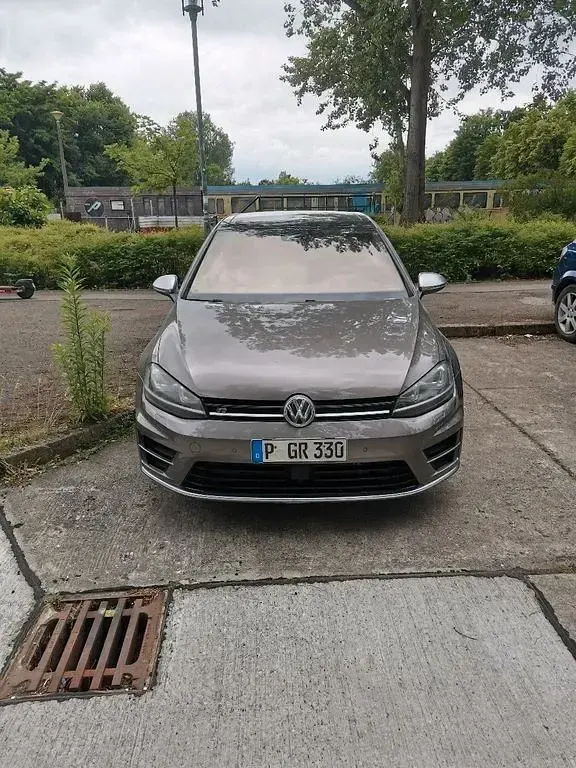 Gebraucht VW Golf VII R 370 PS (272 kW) 2014 Grau Limousine