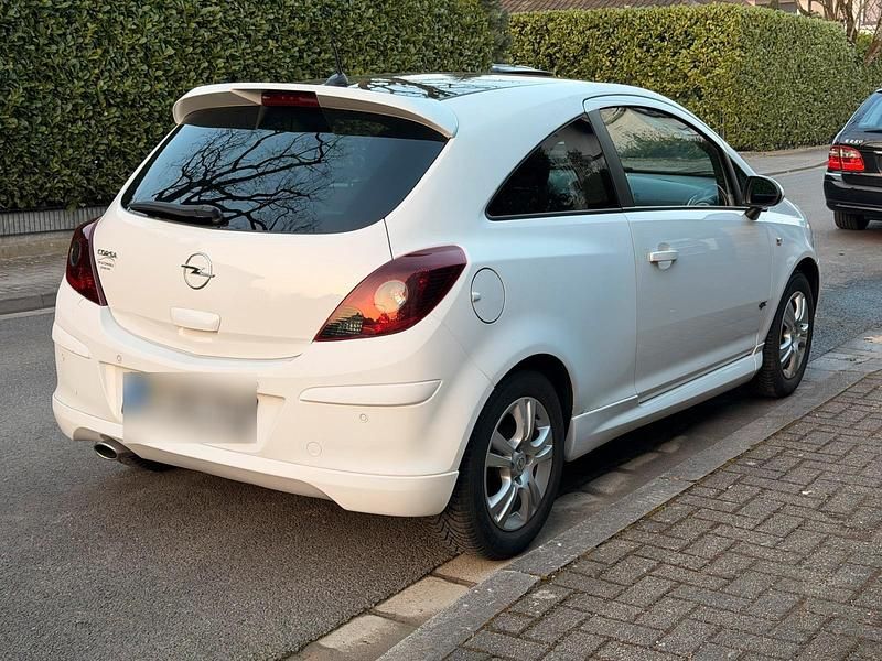 Gebraucht Opel Corsa OPC 80 PS (58 kW) 2009 Weiß Kleinwagen