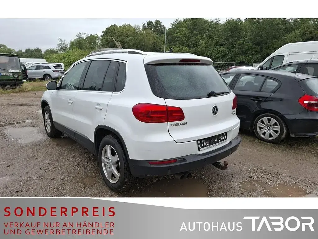 Gebraucht VW Tiguan Cup 140 PS (102 kW) 2014 Pure white SUV
