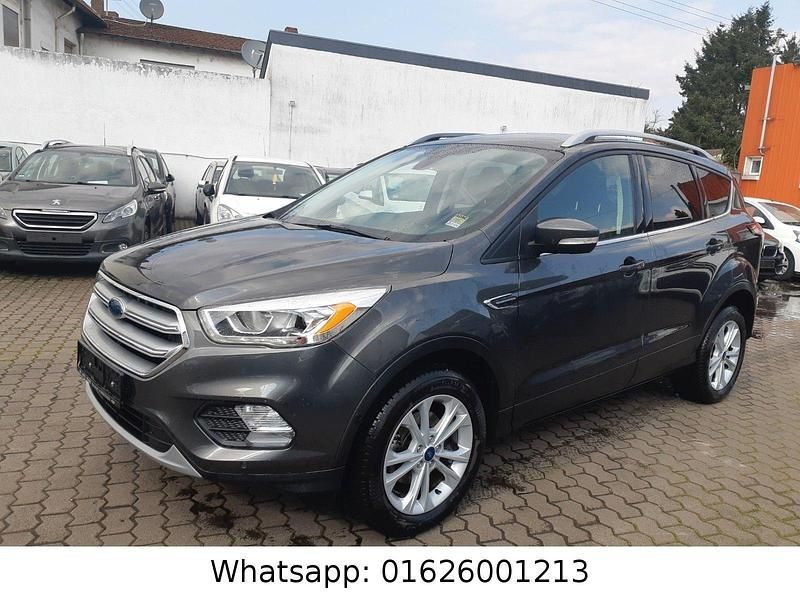 Gebraucht Ford Kuga Titanium 150 PS (110 kW) 2017 SUV
