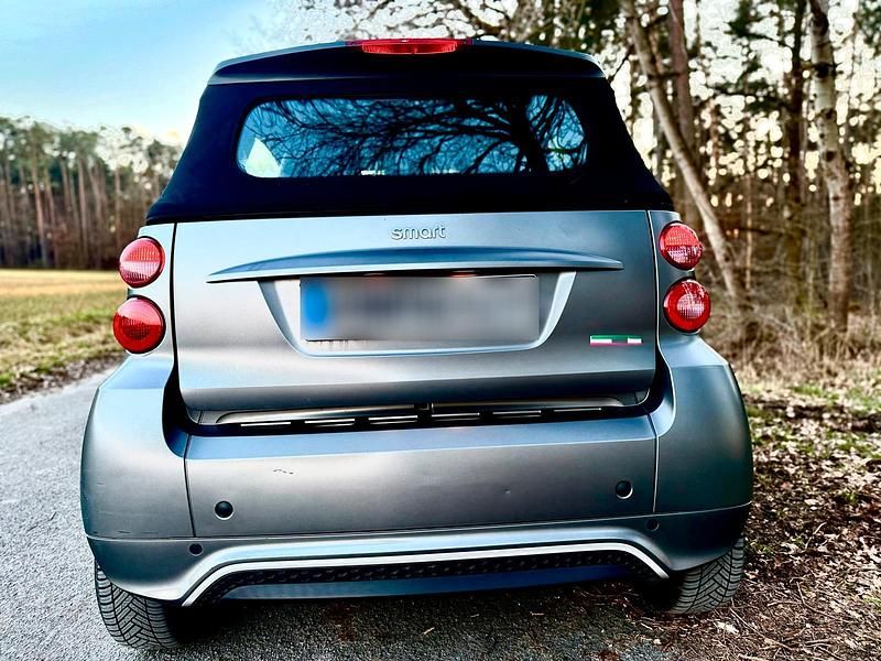 Gebraucht Smart ForTwo Cabrio 62 PS (45 kW) 2012 Braun Cabrio