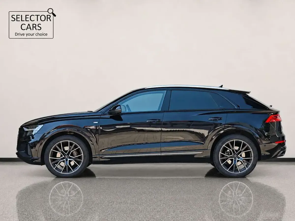 Gebraucht Audi Q8 S-Line 286 PS (210 kW) 2018 Orcaschwarz metallic SUV