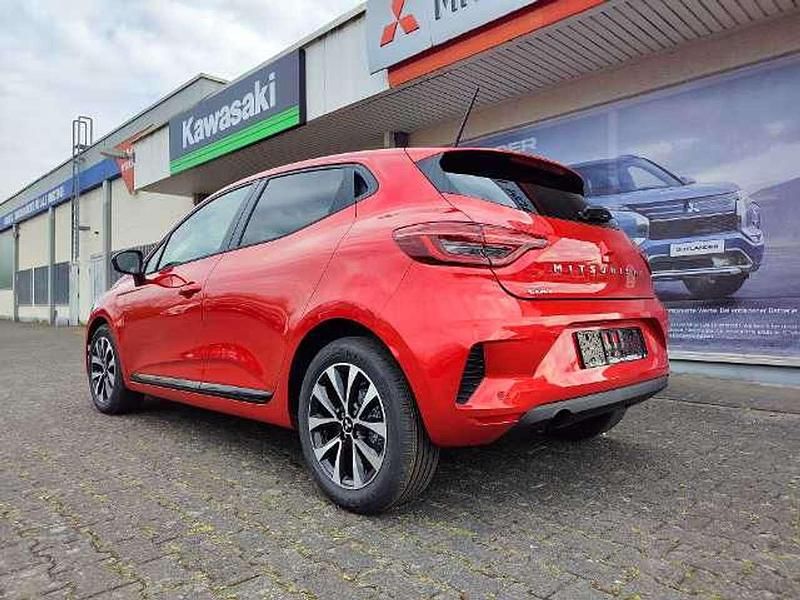 Gebraucht Mitsubishi Colt Plus 91 PS (66 kW) 2025 Aurorarot Kleinwagen