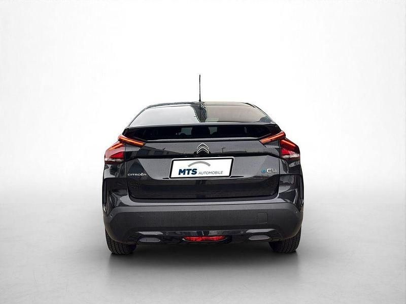 Używany Citroën e-C4 Shine 100 kW (136 KM) 2021 Czarny SUV