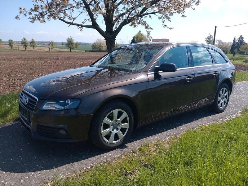 Usata Audi A4 143 CV (105 kW) 2011 Marrone Station wagon