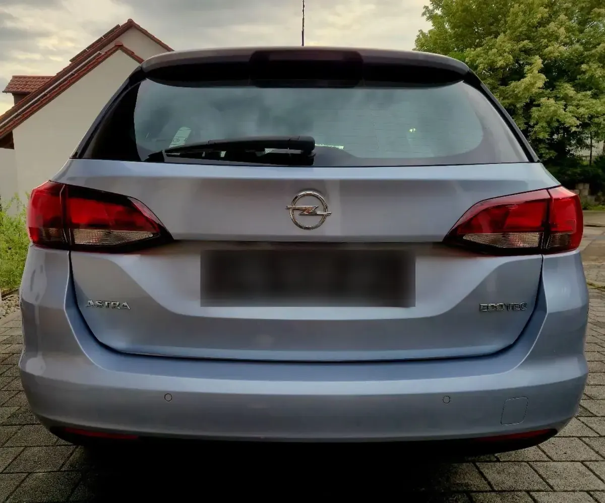 Gebraucht Opel Astra 105 PS (77 kW) 2019 Blau Kombi