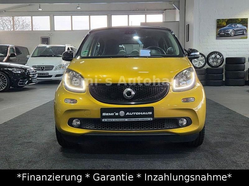 Gebraucht Smart ForFour 71 PS (52 kW) 2015 Schwarz Kleinwagen