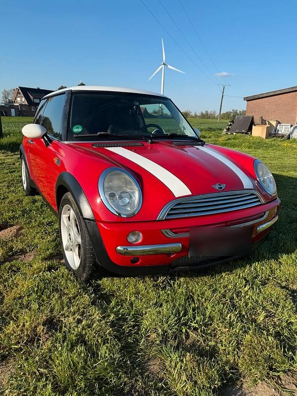 Usata Mini Cooper 115 CV (84 kW) 2003 Rosso Utilitaria