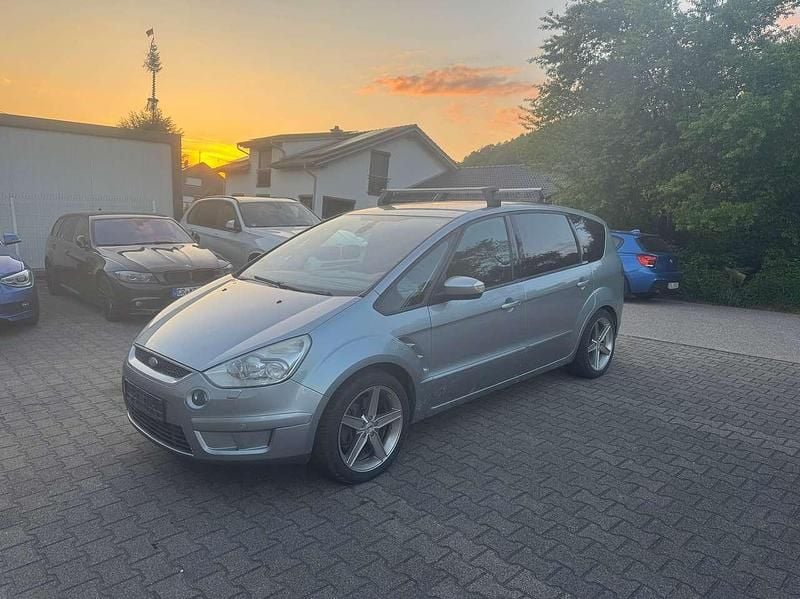 Gebraucht Ford S-MAX Titanium 220 PS (161 kW) 2006 Cosmicsilber metallic Van / Kleinbus