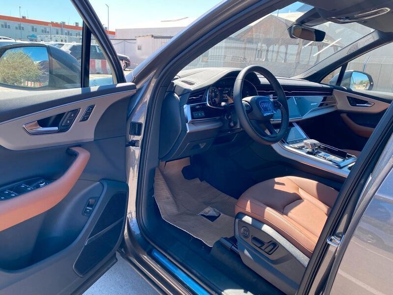 Gebraucht Audi Q7 340 PS (250 kW) 2024 Grau SUV