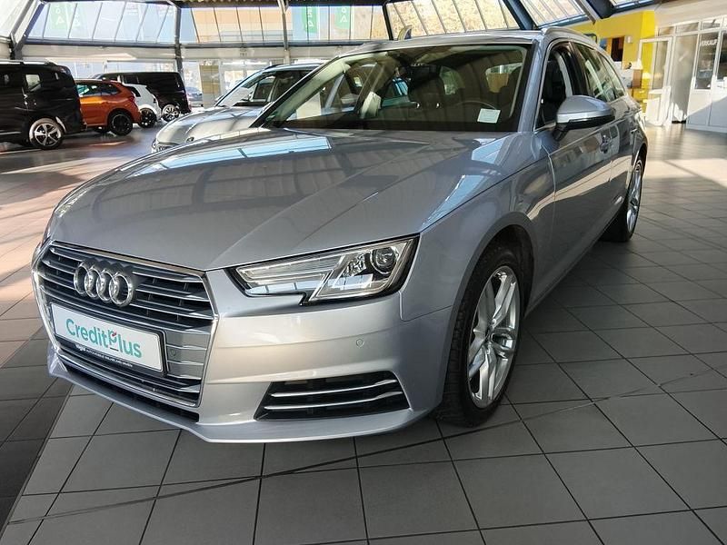 Gebraucht Audi A4 Sport 150 PS (110 kW) 2018 Silber Kombi