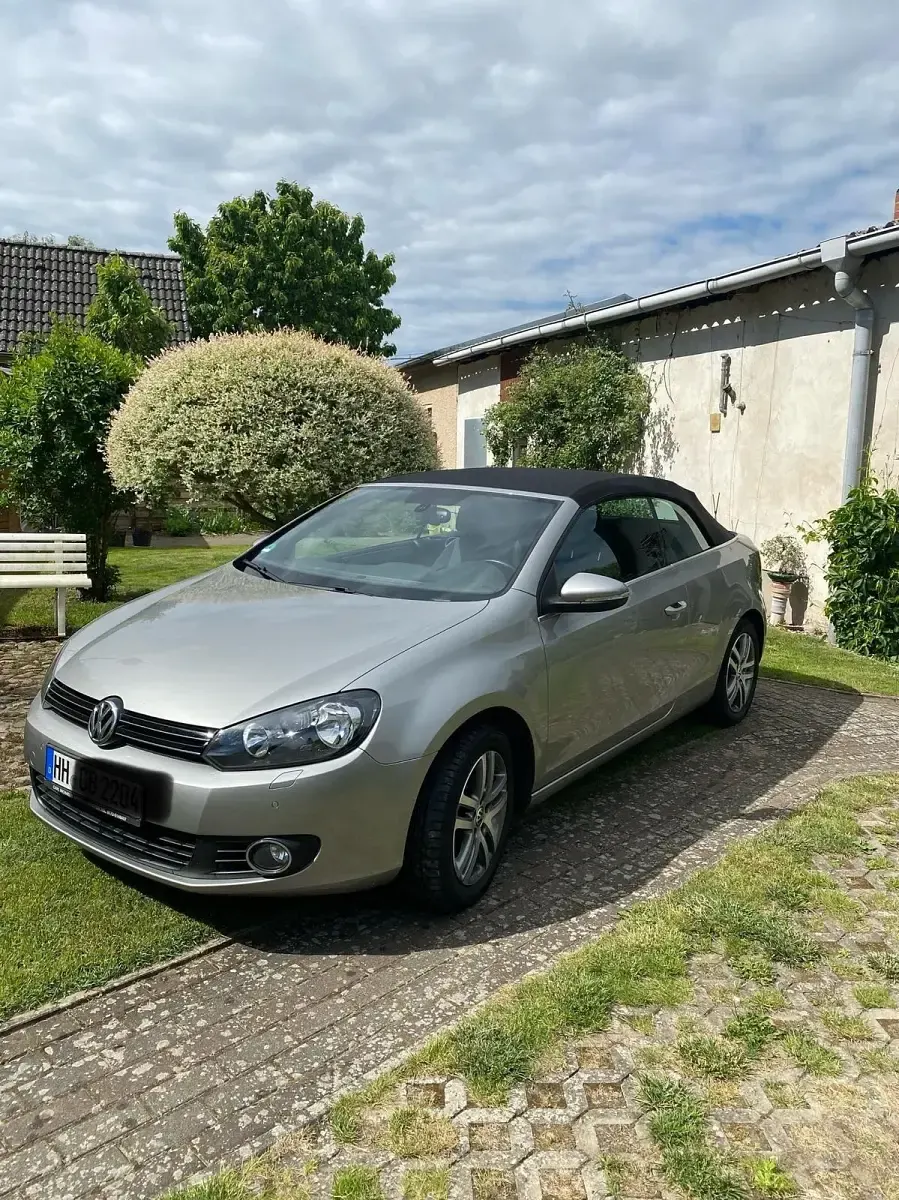 Gebraucht VW Golf 105 PS (77 kW) 2011 Silber Cabrio