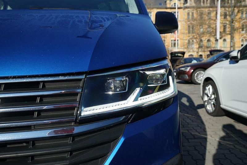 Gebraucht VW Multivan Generation Six 150 PS (110 kW) 2021 Blau Van