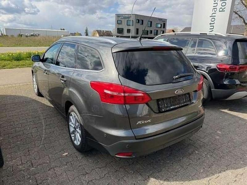 Używany Ford Focus Titanium 125 KM (91 kW) 2016 Szary Kombi