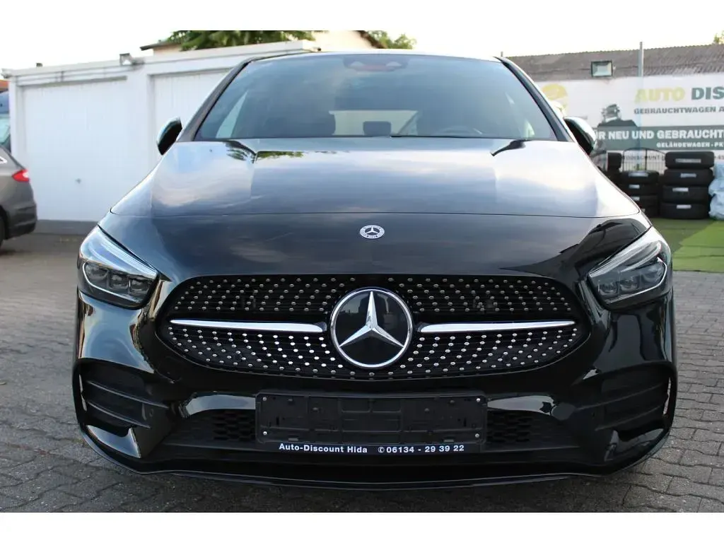 Gebraucht Mercedes B250 AMG 160 PS (117 kW) 2022 Schwarz Kleinwagen