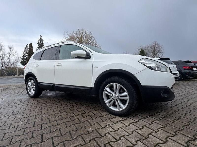 Gebraucht Nissan Qashqai +2 Tekna 150 PS (110 kW) 2010 Weiß SUV
