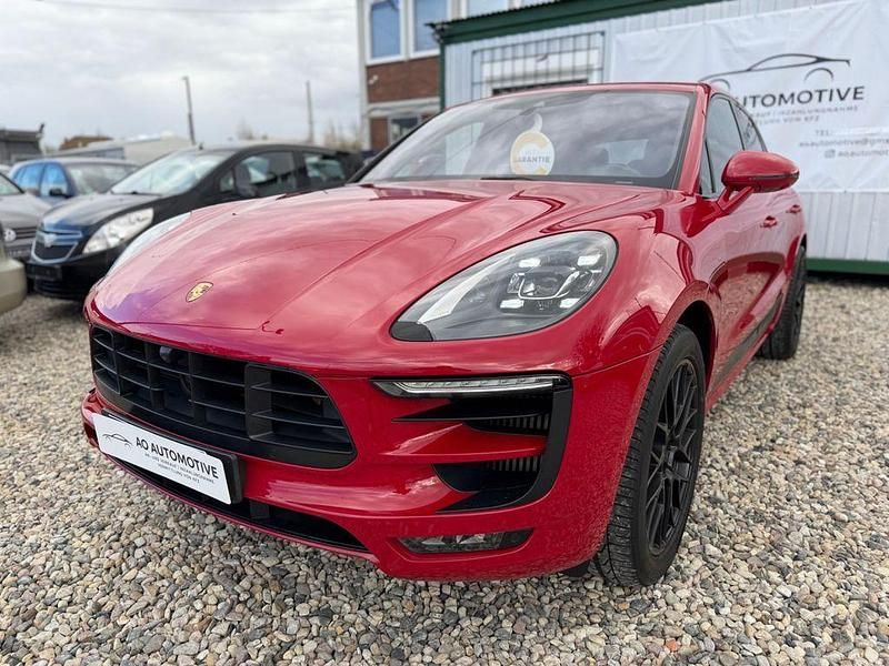 Gebraucht Porsche Macan GTS Chrono 360 PS (264 kW) 2018 Rot SUV