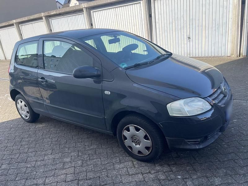 Second-hand VW Fox 54 CP (39 kW) 2006 Gri Hatchback