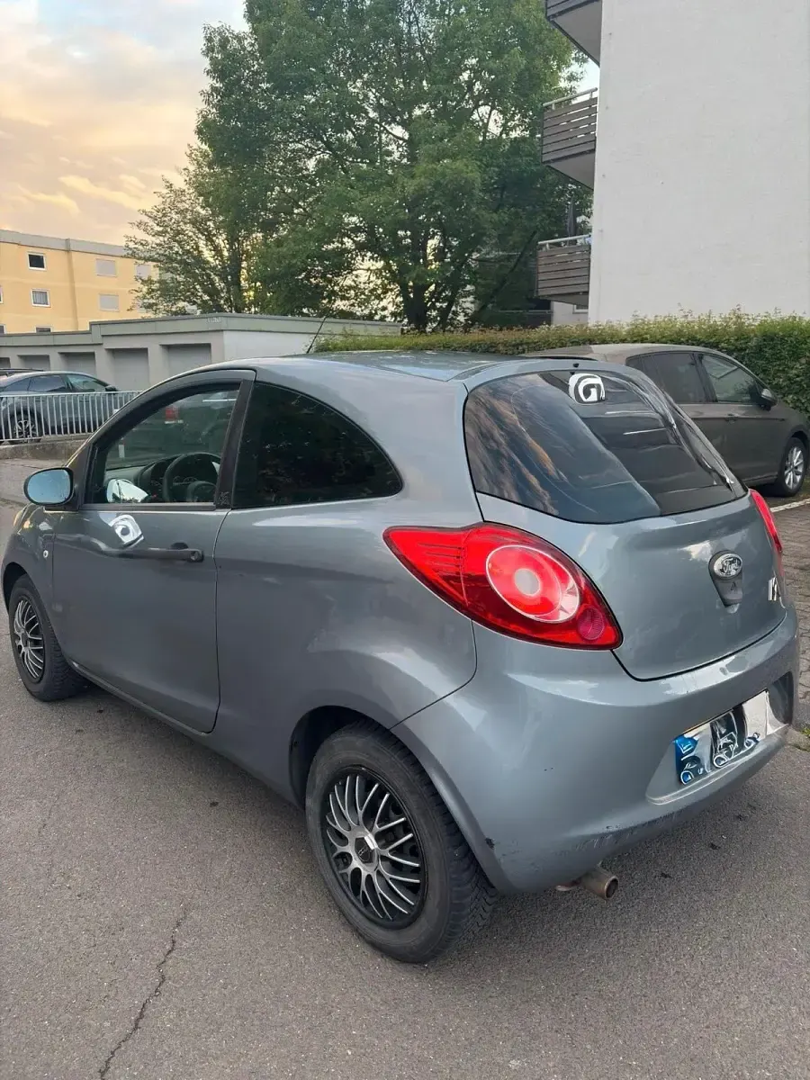Gebraucht Ford Ka 69 PS (50 kW) 2010 Blau Kleinwagen