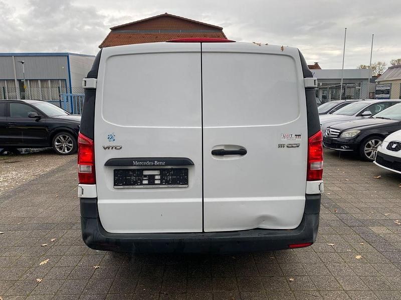 Gebraucht Mercedes Vito 114 PS (83 kW) 2019 Weiß Van