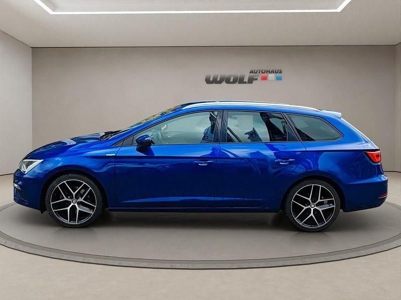 Gebraucht Seat Leon ST FR 190 PS (139 kW) 2019 "mystery" blau Kombi