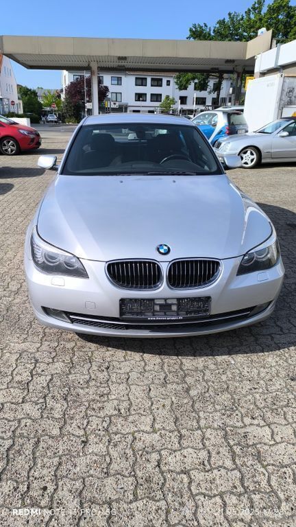 Silber Gebraucht 2007 BMW 525 Limousine | 4.850 € (Fairer Preis) - Bild 1/4