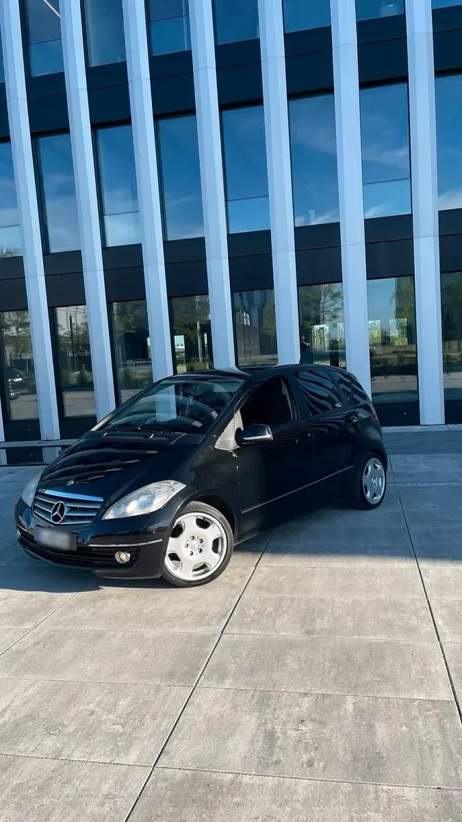 Gebraucht Mercedes A150 95 PS (69 kW) 2008 Schwarz Kleinwagen