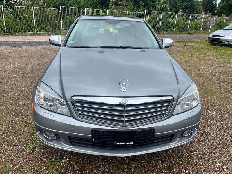 Gebraucht Mercedes C300 231 PS (169 kW) 2007 Silber Limousine