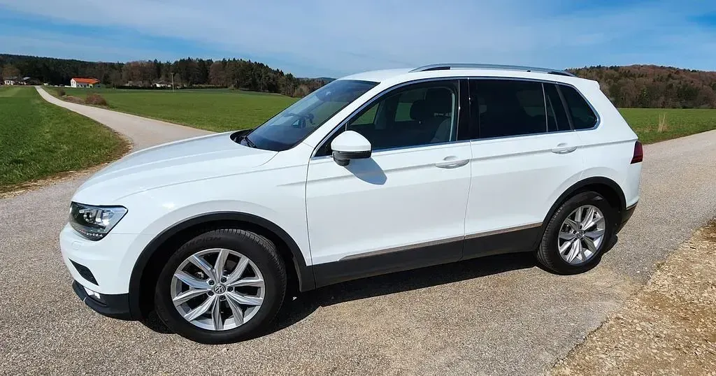 Gebraucht VW Tiguan Highline 150 PS (110 kW) 2020 Weiß SUV