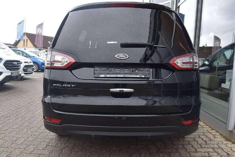 Gebraucht Ford Galaxy Titanium 190 PS (139 kW) 2018 Iridiumschwarz mica Van / Kleinbus
