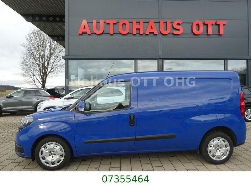 Gebraucht Fiat Doblò 101 PS (74 kW) 2022 Van / Kleinbus