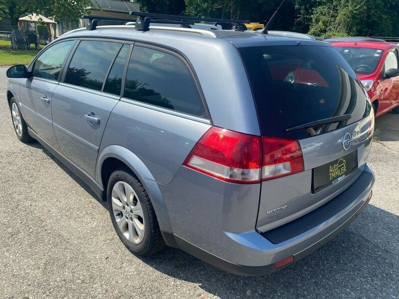 Gebraucht Opel Vectra 150 PS (110 kW) 2008 Silber Limousine
