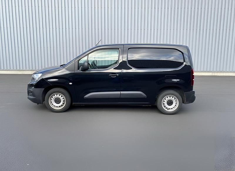Gebraucht Opel Combo 81 PS (59 kW) 2022 Schwarz Van / Kleinbus