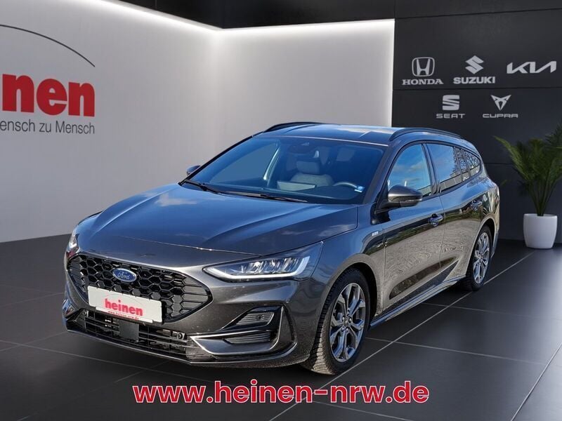 Grau Gebraucht 2024 Ford Focus ST-Line Kombi | 20.939 € (Superpreis) - Bild 1/4