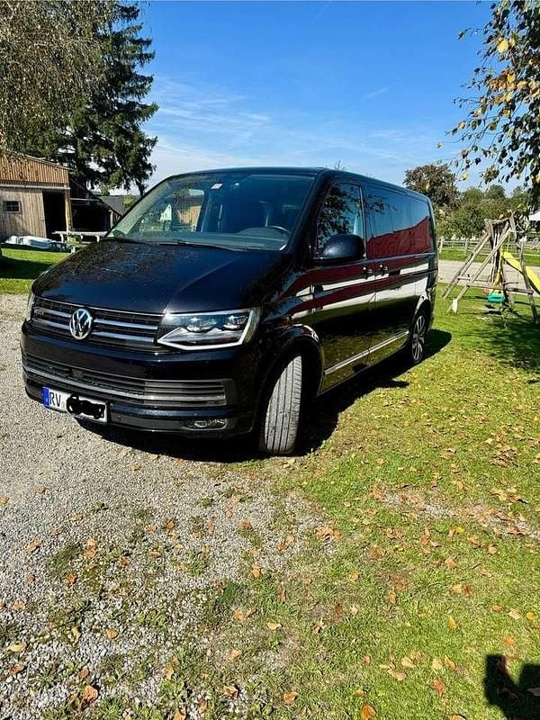 Schwarz Gebraucht 2016 VW T6 Highline Van | 36.000 € (Guter Preis) - Bild 1/4