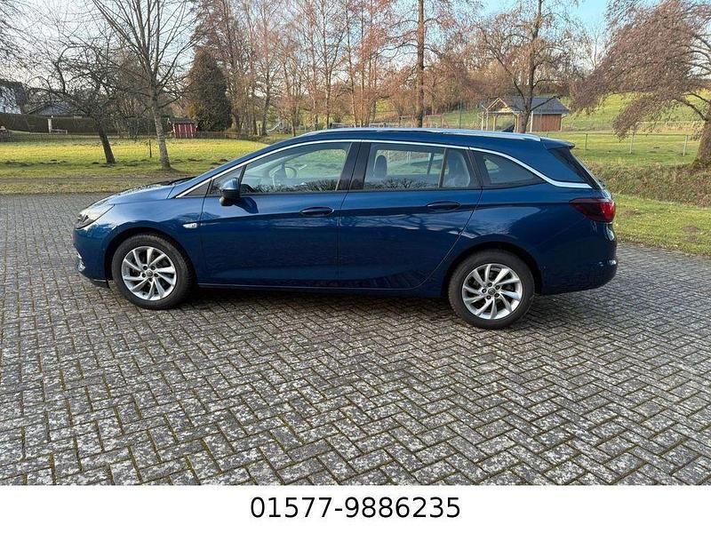 Gebraucht Opel Astra 105 PS (77 kW) 2020 Blau Kombi